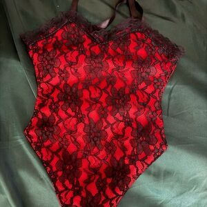 Chic Black and Red vest lingerie, reversible. One size fits all.